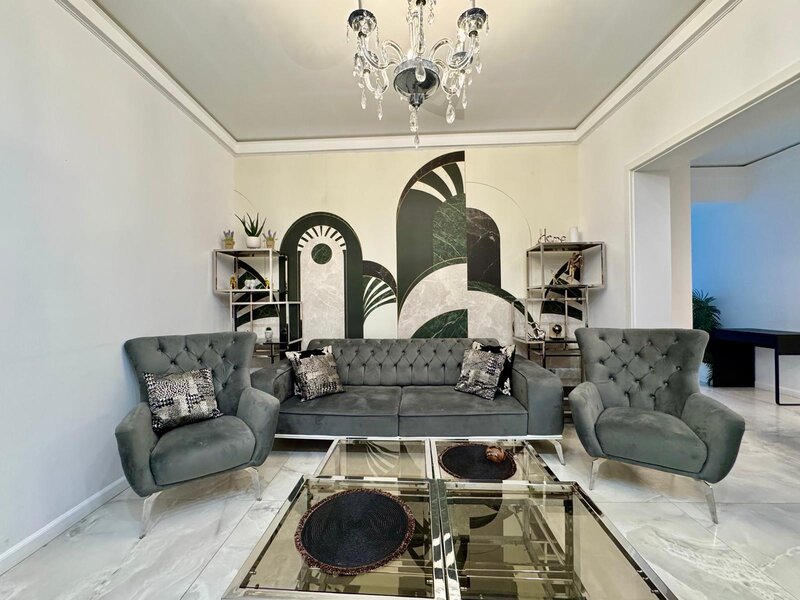 Armeneasca Apartament spatios si modern in imobil reconsolidat