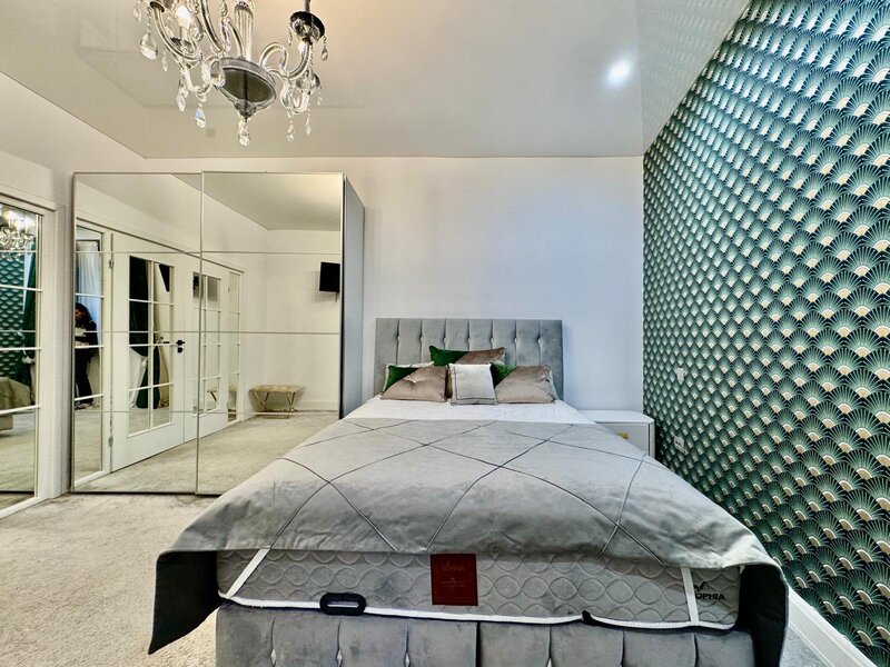 Armeneasca Apartament spatios si modern in imobil reconsolidat