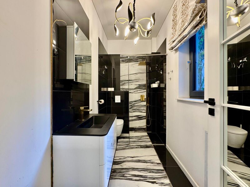 Armeneasca Apartament spatios si modern in imobil reconsolidat