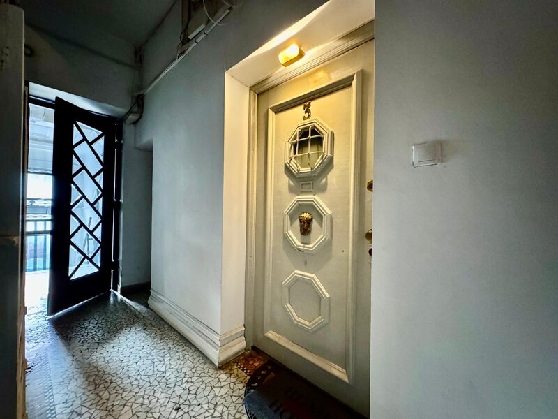 Armeneasca Apartament spatios si modern in imobil reconsolidat